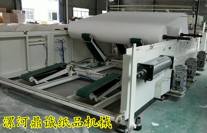 1880型衛(wèi)生紙復卷機 1880型衛(wèi)生紙復卷機
