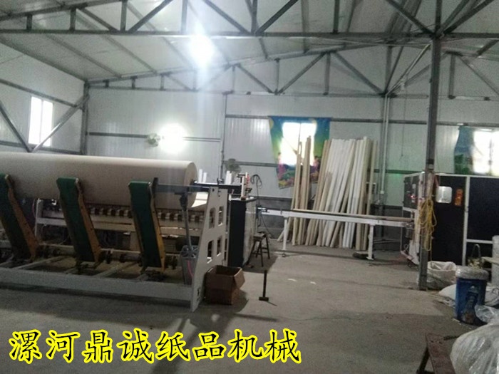 三米全自動拔桿衛(wèi)生紙復(fù)卷機 三米全自動拔桿衛(wèi)生紙復(fù)卷機
