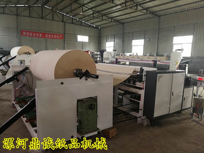 1880型衛(wèi)生紙復(fù)卷機 1880型衛(wèi)生紙復(fù)卷機