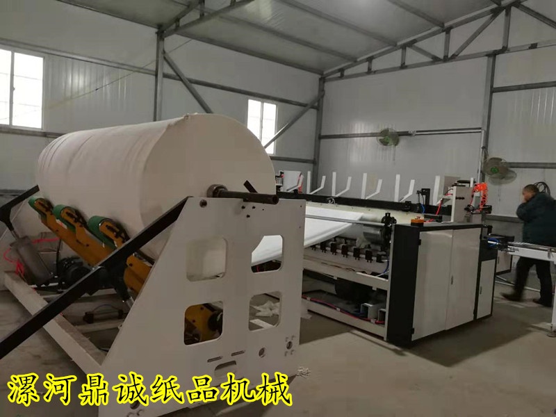 三米全自動拔桿衛(wèi)生紙復(fù)卷機 三米全自動拔桿衛(wèi)生紙復(fù)卷機